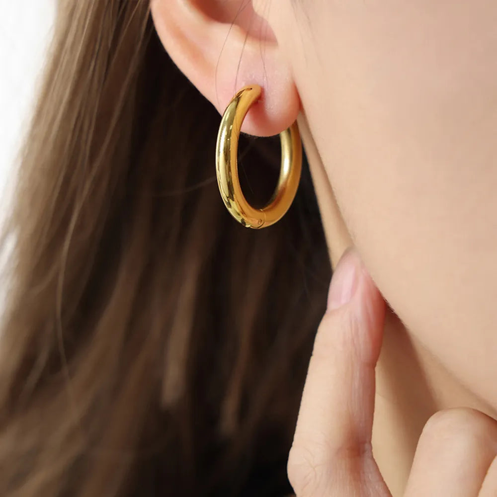 ORECCHINI HUGGIE ORO PLACCATO 18K