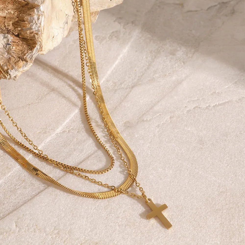 COLLANA THREE CROSS ORO PLACCATO 18K