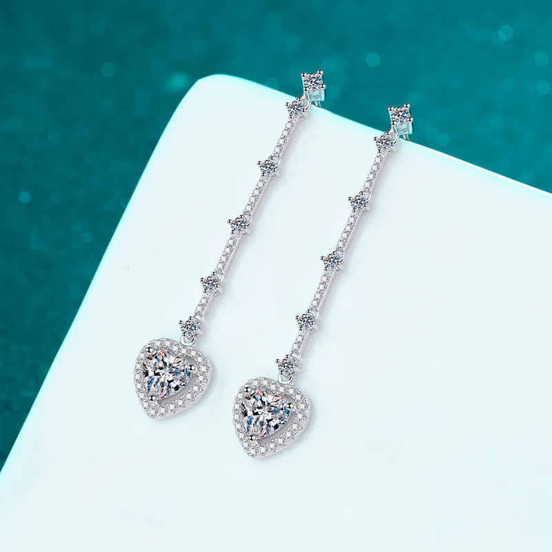 ORECCHINI CUORE ARGENTO MOISSANITE 2 CARATI