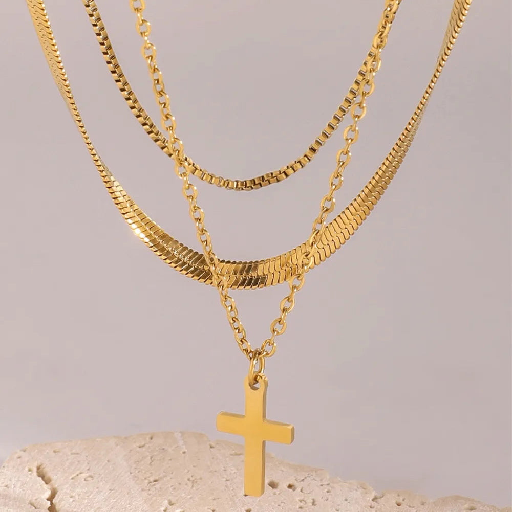 COLLANA THREE CROSS ORO PLACCATO 18K