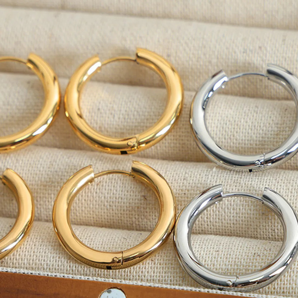 ORECCHINI HUGGIE ORO PLACCATO 18K