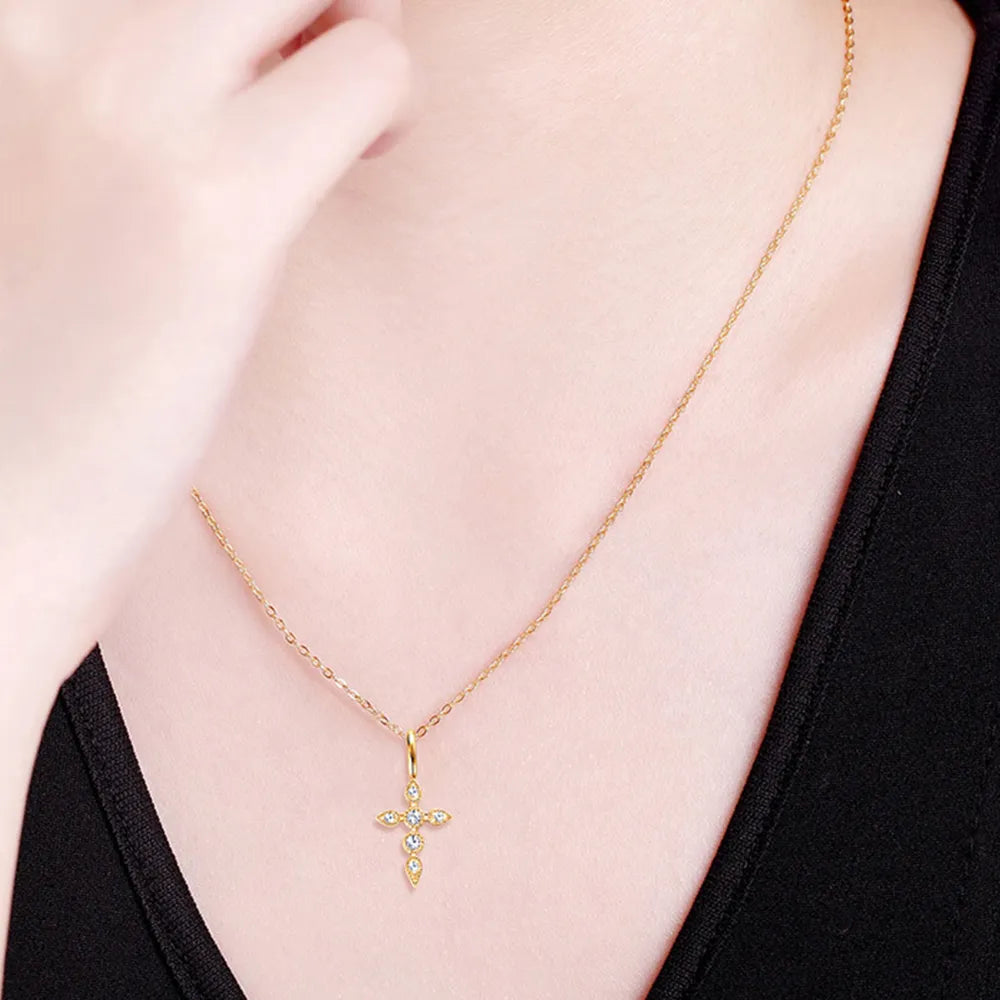 COLLANA CROCE ARGENTO MOISSANITE