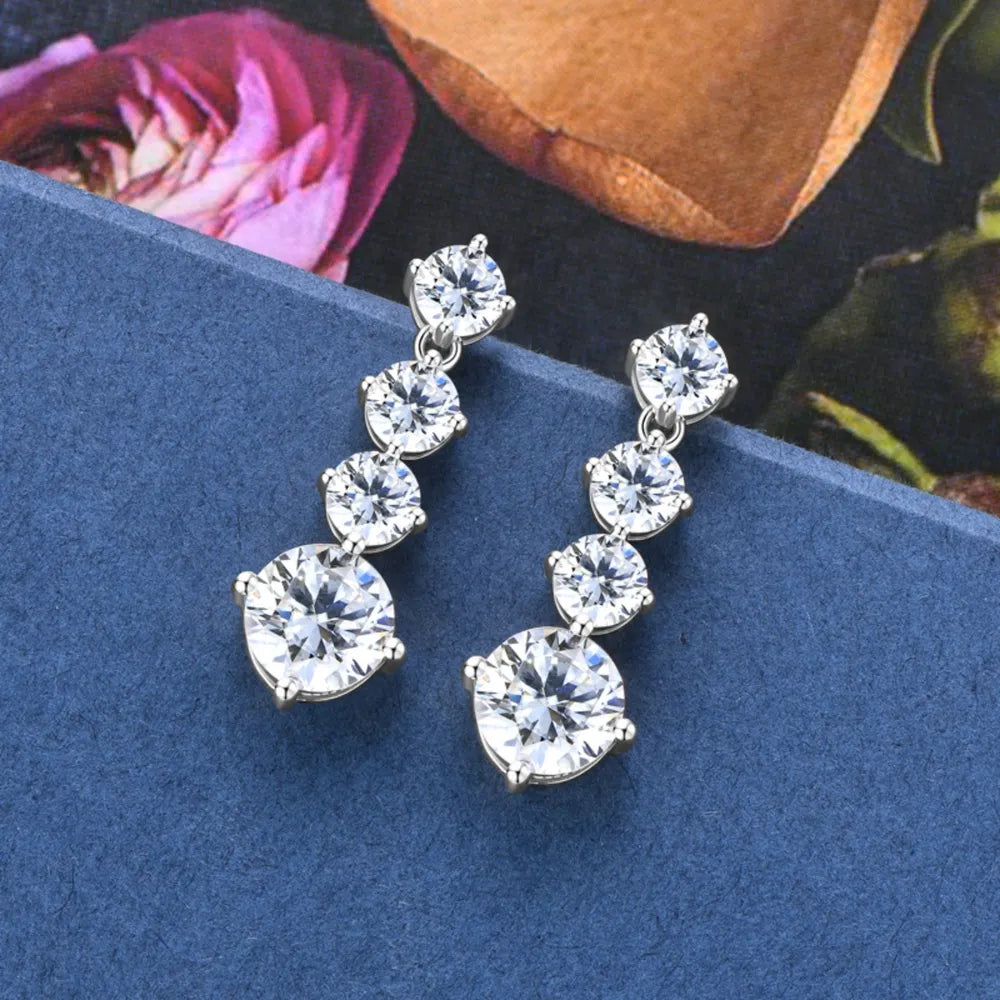ORECCHINI PENDOLO ARGENTO MOISSANITE 4 CARATI
